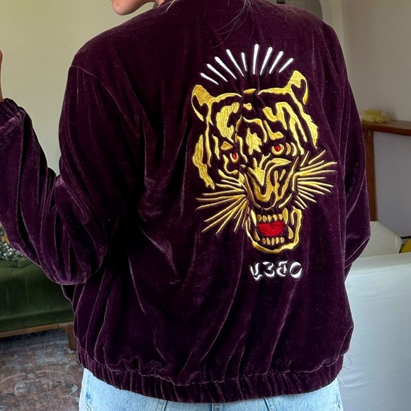 OBEY Sabre Velvet Bomber Jacket - Picture 9 of 12